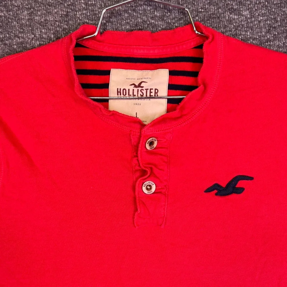 Hollister Henley Shirt Mens L Red Preppy Casual Long Sleeve Embroidered Logo Y2K